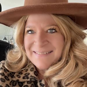 Meet your Posher, Tracy